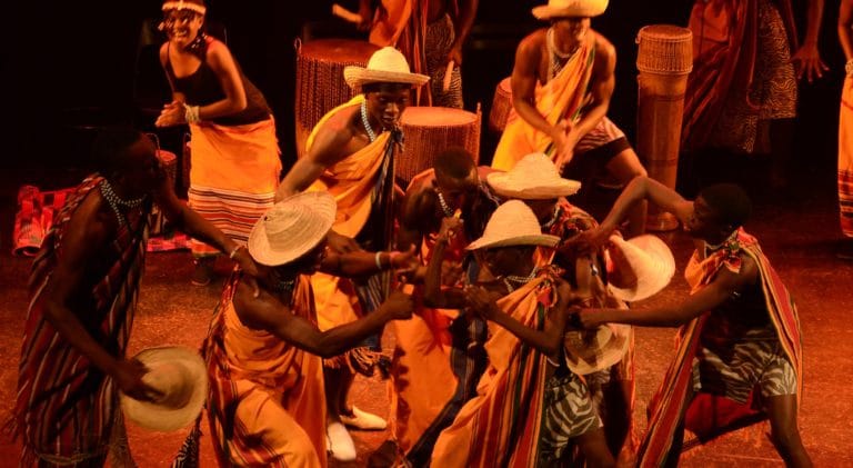 “Aquí Uganda” a beneficio de la ONG “Música para Salvar Vidas”
