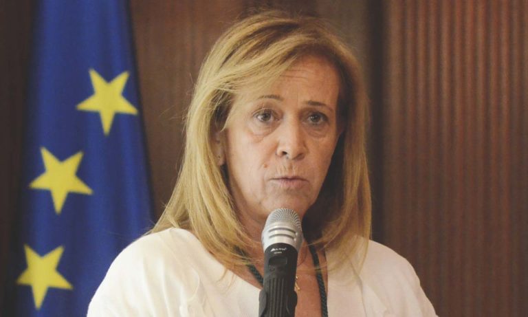 Pilar Martínez, desautorizada por el PP